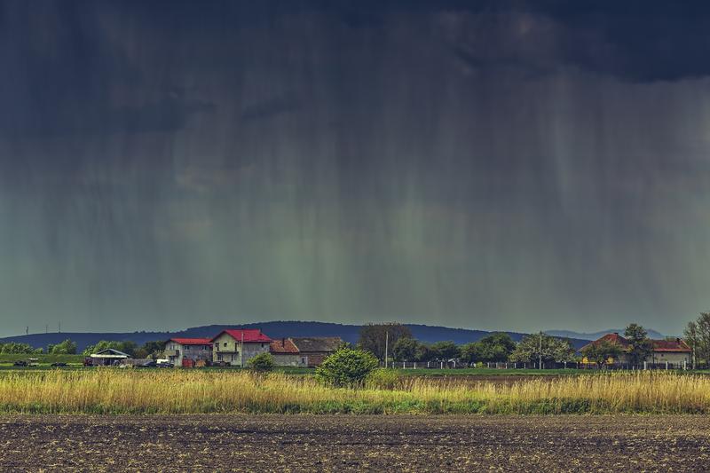 Ploaie torențială în România