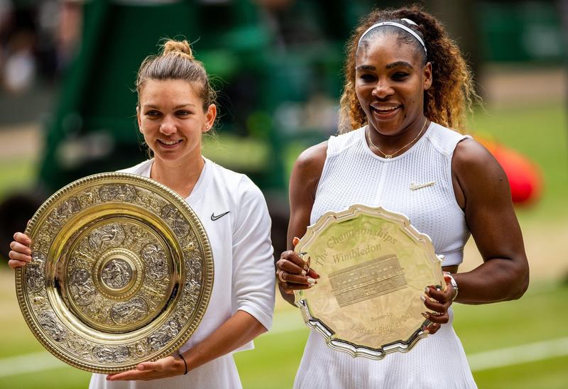 Simona Halep si Serena Williams la Wimbledon 2019