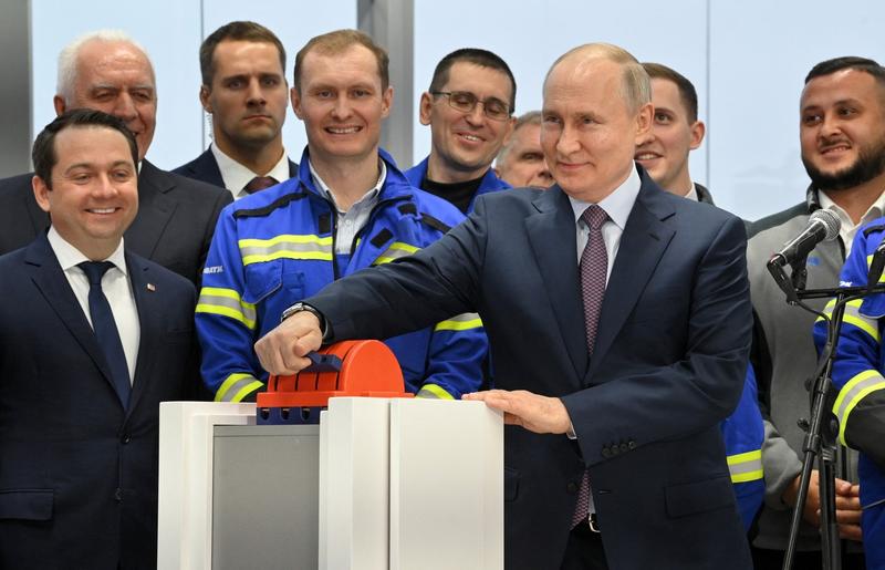 Putin inaugureaza Arctic LNG 2