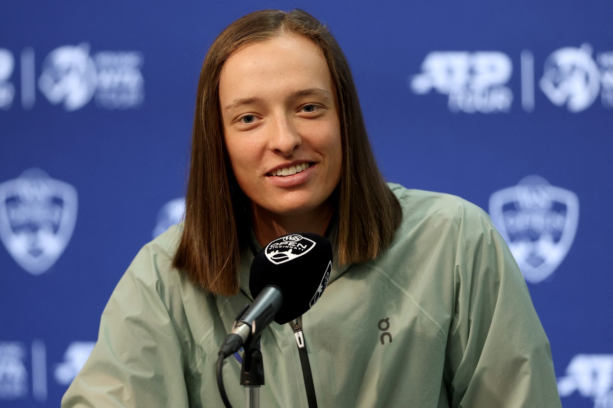 Antrenorul liderei mondiale critică WTA