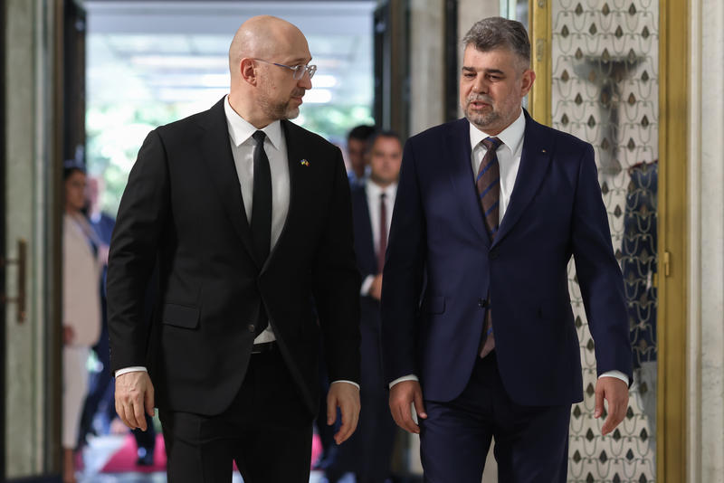 Denis Şmîhal, premierul Ucrainei, este primit la Palatul Victoria de Marcel Ciolacu