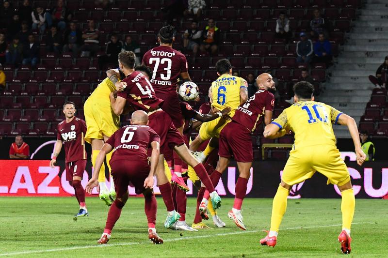 Superliga, etapa a XVI-a: U Cluj-Petrolul, Poli Iași-CFR Cluj și