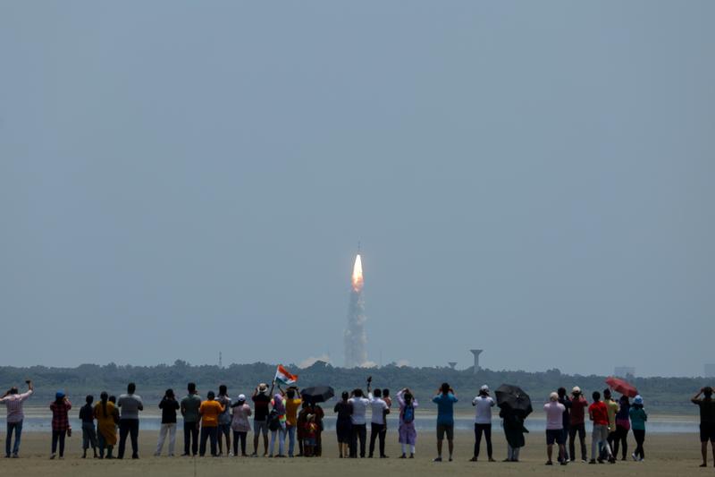 India a lansat o rachetă pentru a studia soarele