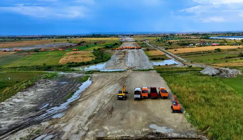 Explozie pe santierul A7, langa Calimanesti, pe lotul A7 Focsani - Domnesti Targ