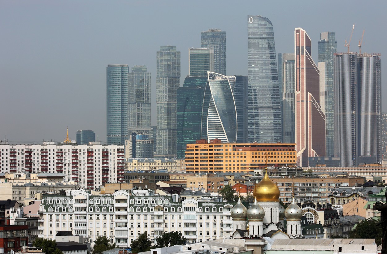 Rusia arestează trei oficiali din cauza întreruperilor alimentării cu agent termic la Moscova