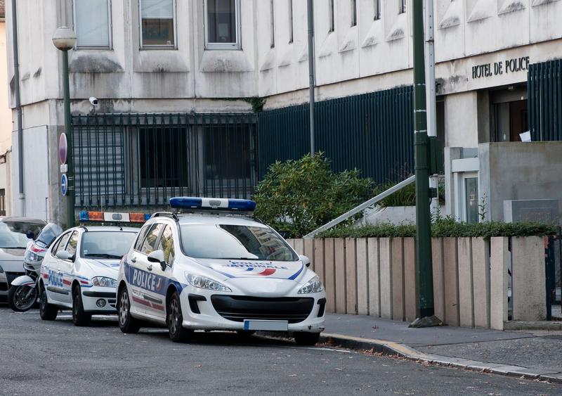 Politia franceza