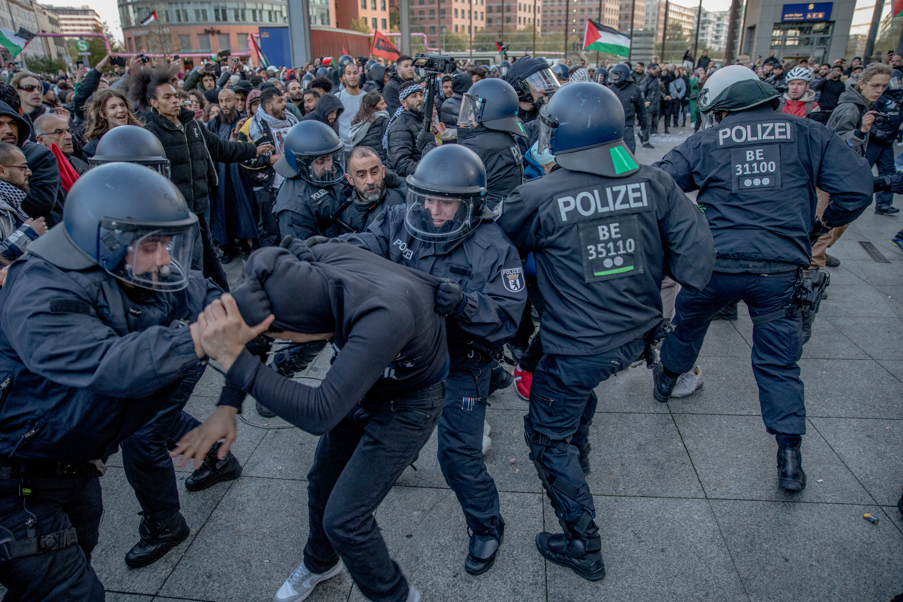 Manifestații pro-Israel și pro-Palestina – susțineri și interdicții la Frankfurt am Main