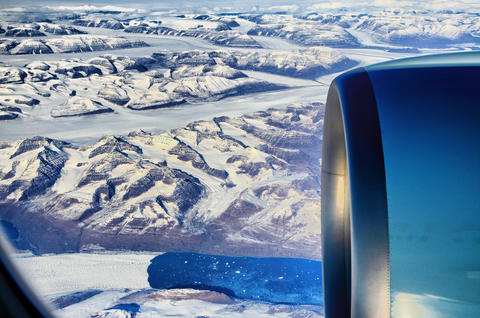 Ghețarii din Groenlanda văzuți din avion