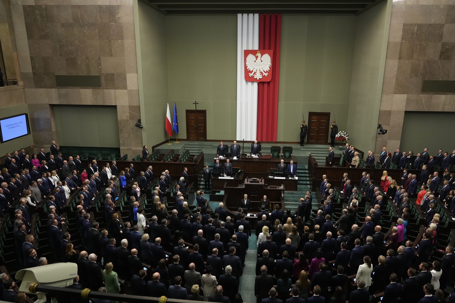 Noul parlament al Poloniei și-a început prima sesiune într-o situație „fără precedent”