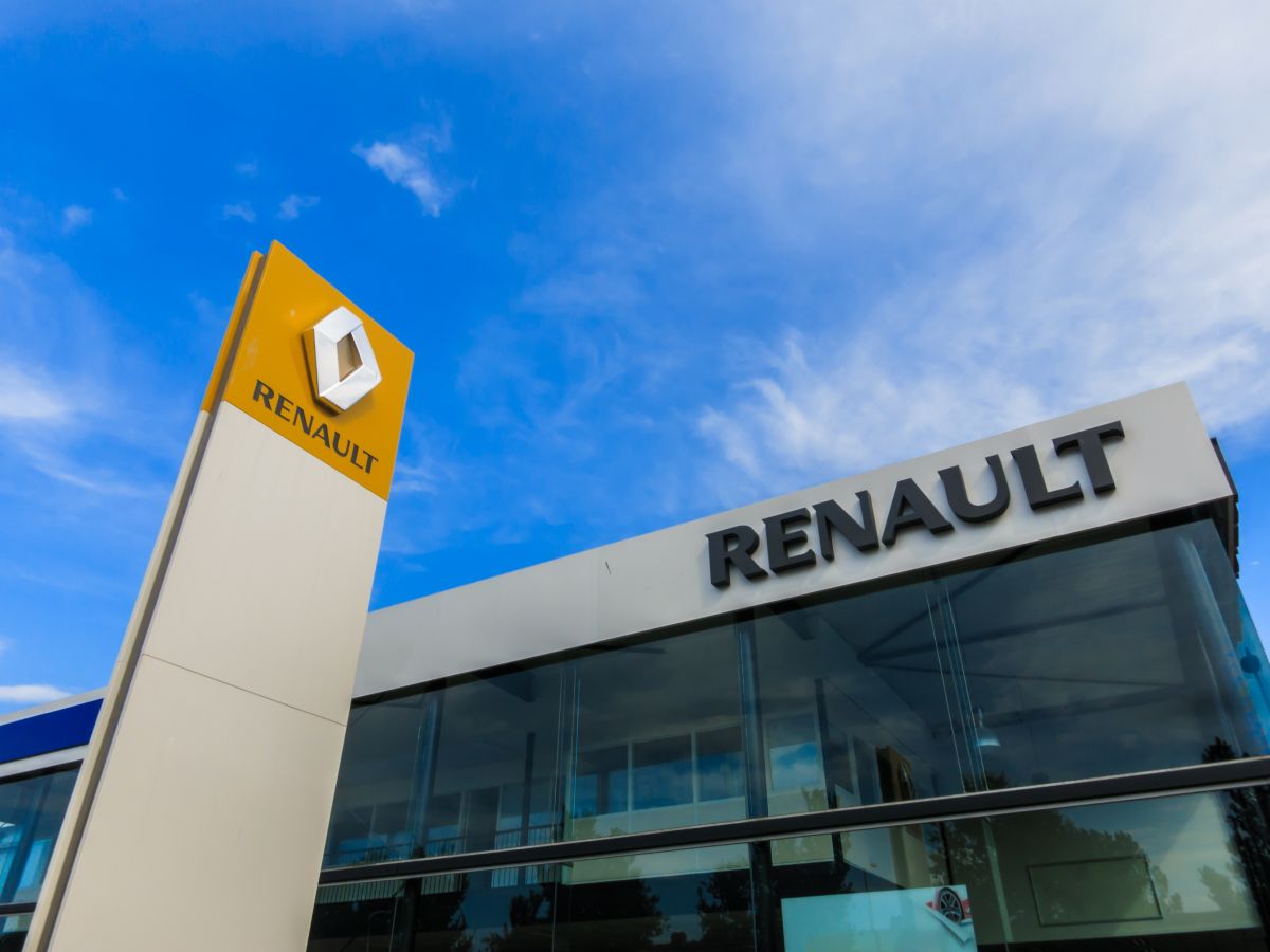 Renault va prezenta Legend, o mașină electrică de oraș care va costa sub 20.000 de euro și va fi produsă în Europa