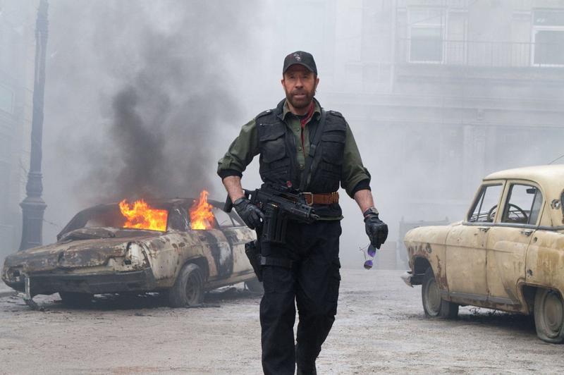 Chuck Norris în filmul Expendables 2