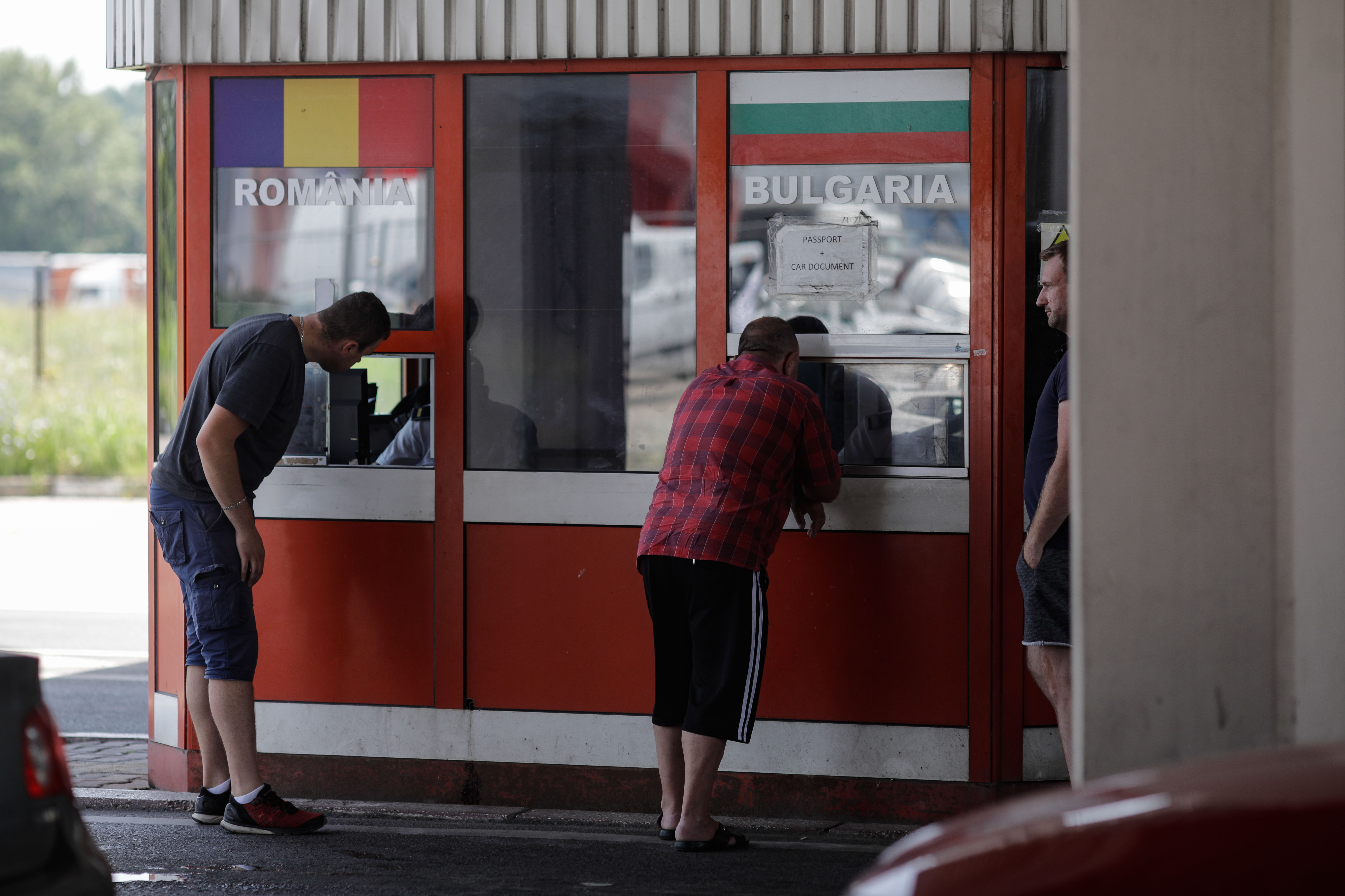 Lines of cars for kilometers on the main streets of Ruse leading to the ...