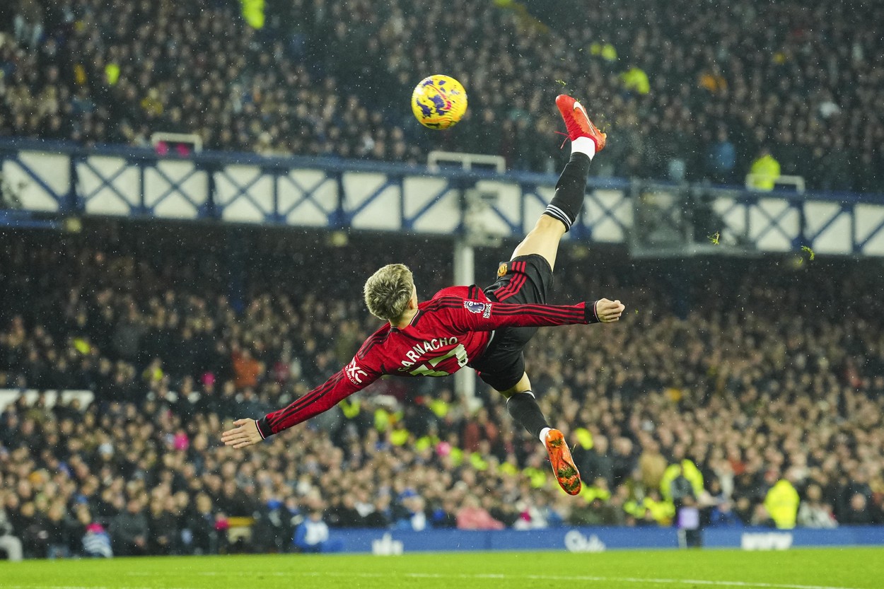 VIDEO Garnacho, pe urmele lui Rooney - Golul sezonului în Premier League