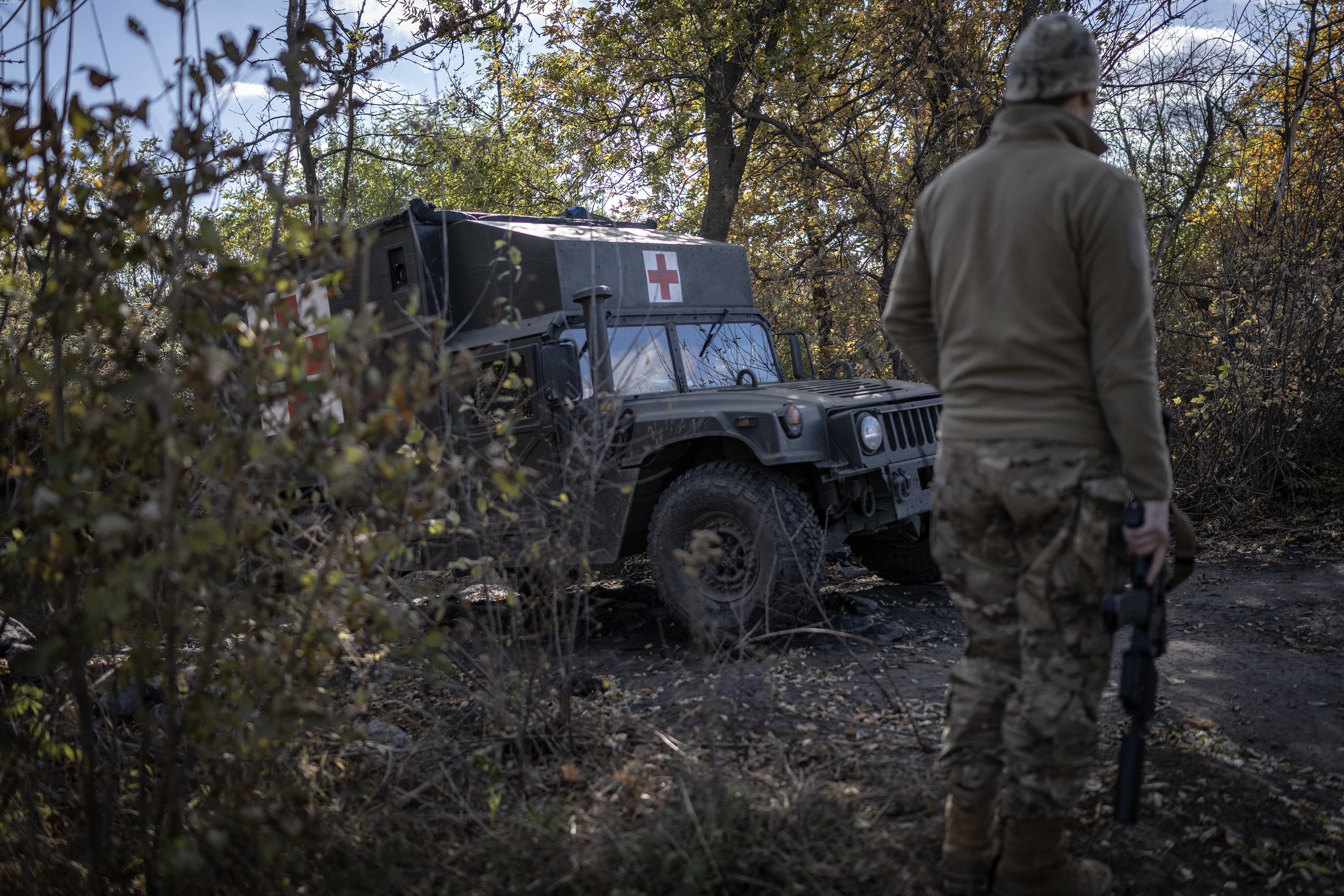 Război în Ucraina, ziua 643: Forțele rusești atacă din toate părțile orașul Avdiivka / Vremea rea a făcut victime și pagube în Ucraina, cea mai afectată a fost regiunea Odesa / Kievul vrea să îşi schimbe practicile de recrutare