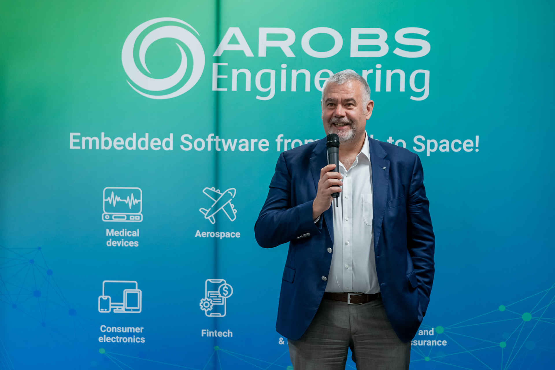 AROBS Engineering inaugurează noul său birou din București