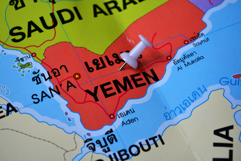 Flota americană trimite noi nave în Marea Roşie, în timp ce rebelii houthi ameninţă navigaţia comercială