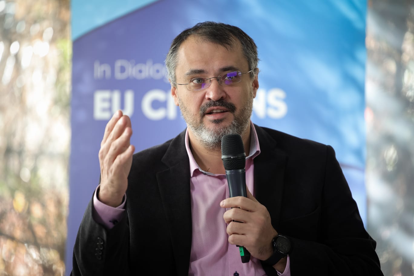 [P] Democrația moare în liniște. Cum instaurează triada Klaus Iohannis - Eduard Hellvig - Marcel Ciolacu un regim siloviki în România