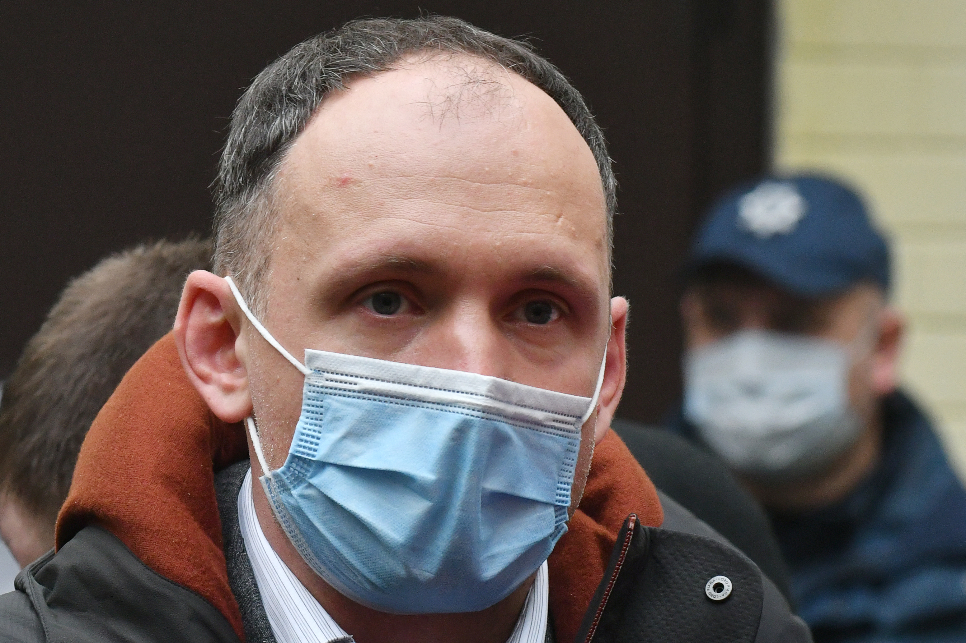Un important consilier al lui Zelenski locuiește într-o vilă deținută de apropiați ai lui Viktor Ianukovici / Cine este Oleg Tatarov, suspectat de corupție, dar tolerat de președintele Ucrainei