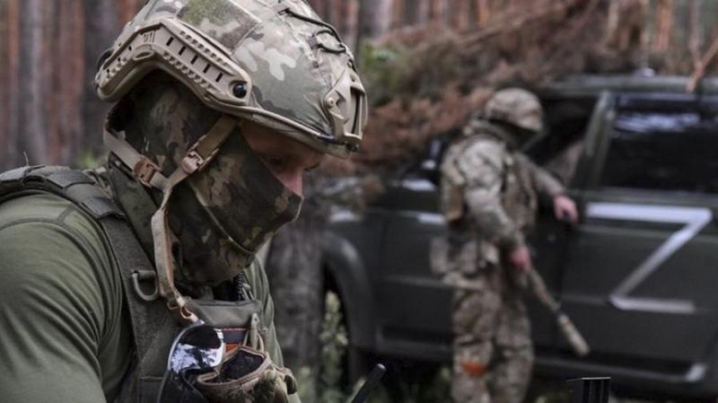 Soldați ruși pe linia frontului din Ucraina