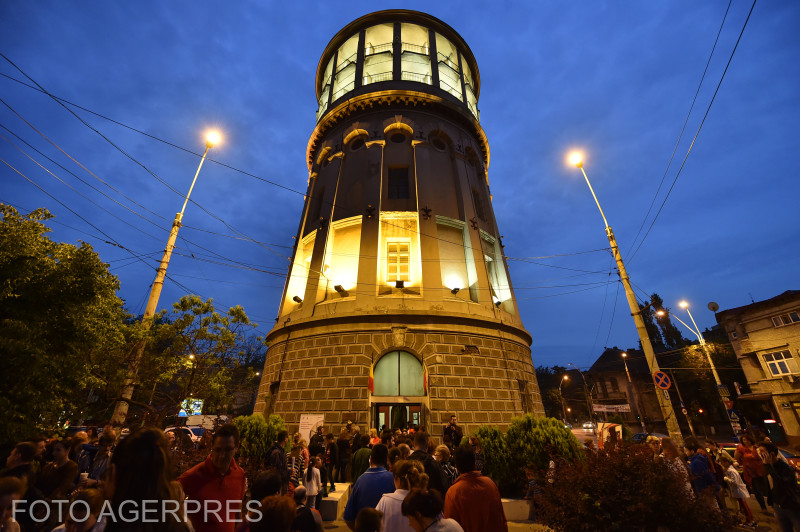 Foișorul de Foc, minunea Bucureștiului de altădată, revine la viață. Bucureștenii și turiștii vor putea să urce în lanternou, să vadă orașul de sus