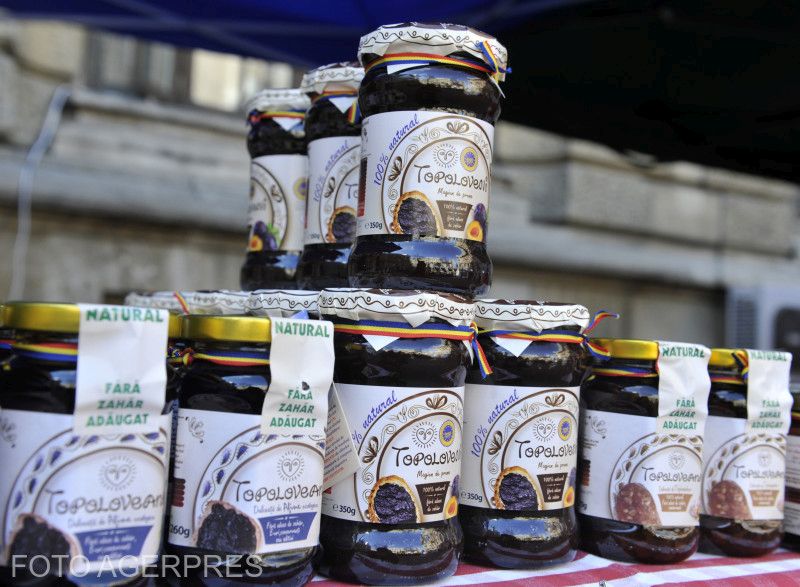 Noua listă de alimente cu adaos comercial plafonat: Au ieșit cozonacul, orezul, bulionul de roșii, margarina, drojdia și carnea tocată