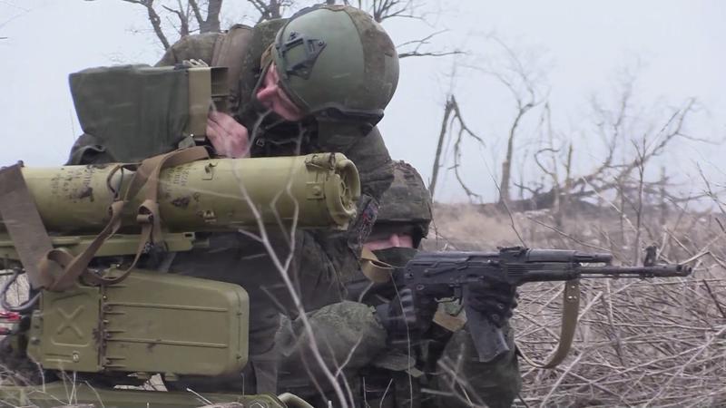 Soldați ruși în Donețk