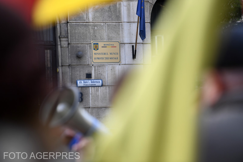 Harta județelor în care cei mai mulți oameni se pensionează în jurul vârstei de 45 de ani