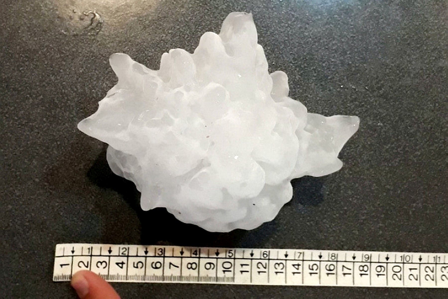 Românii și grindina - De la legende cu Sf Ilie, până la recorduri de meteorologie