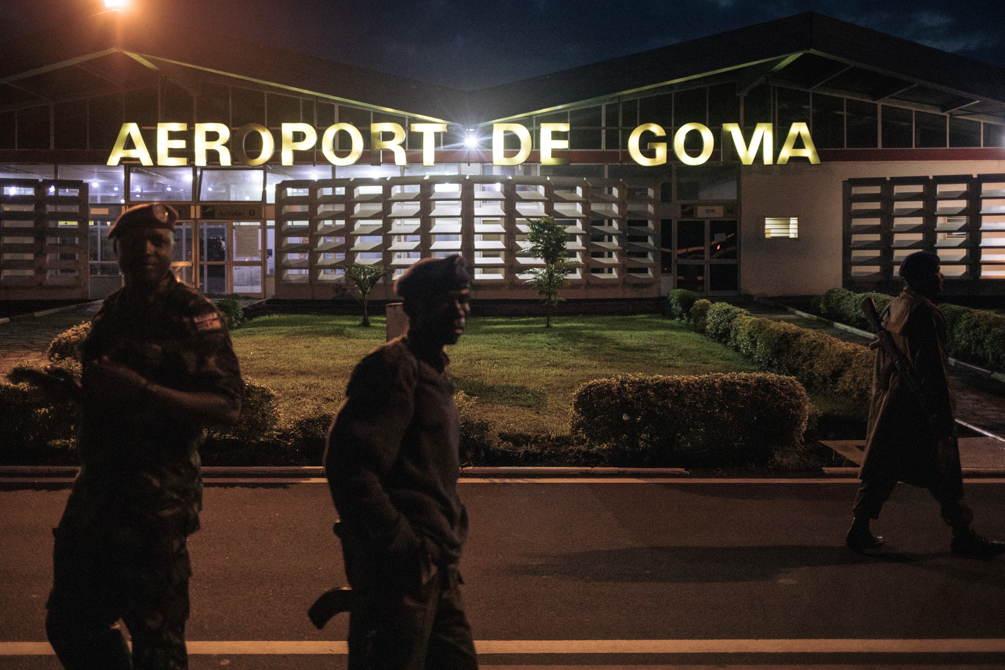 În Congo ar fi sute de mercenari români, implicați în lupte grele / Cine este controversatul Horațiu Potra, „creierul misiunii” și comandant al unei trupe de foști legionari francezi