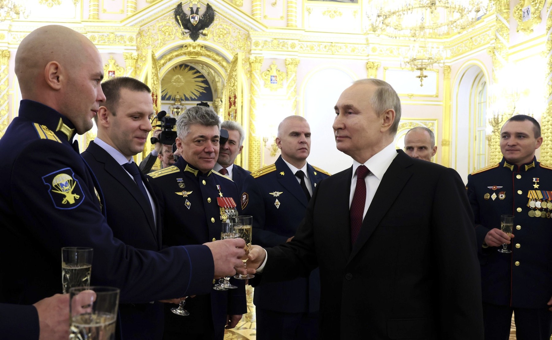 Vladimir Putin le vorbește rușilor de „vremuri dificile” și le cere să iasă la vot la alegerile prezidențiale
