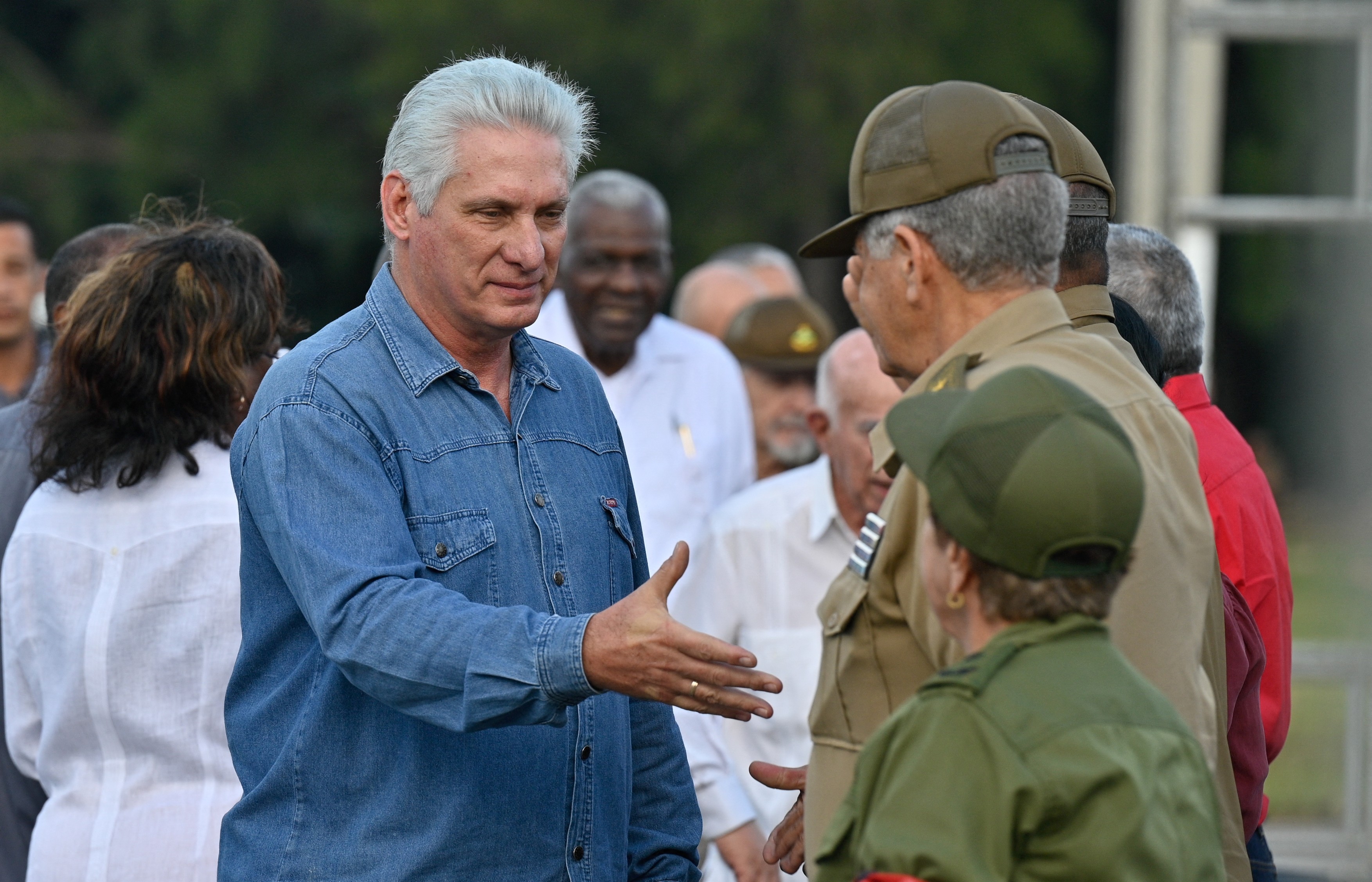VIDEO „Electricitate și mâncare”: Proteste în Cuba din cauza crizei economice grave / Președintele Diaz-Canel dă vina pe „dușmanii Revoluției”
