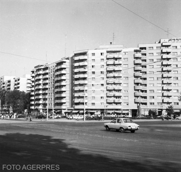 Ansambluri de locuințe în cartierul Tineretului din București (1989)