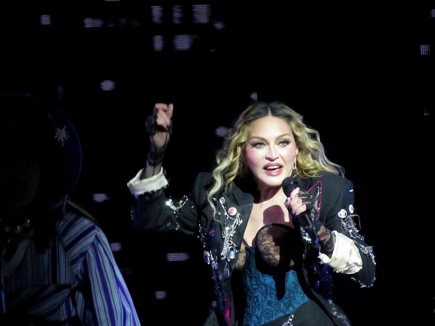 Madonna va susţine un concert pe plaja Copacabana din Brazilia