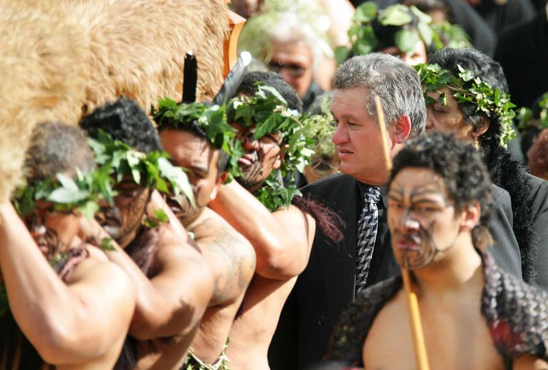 Regele Tuheitia Paki la o procesiune Maori