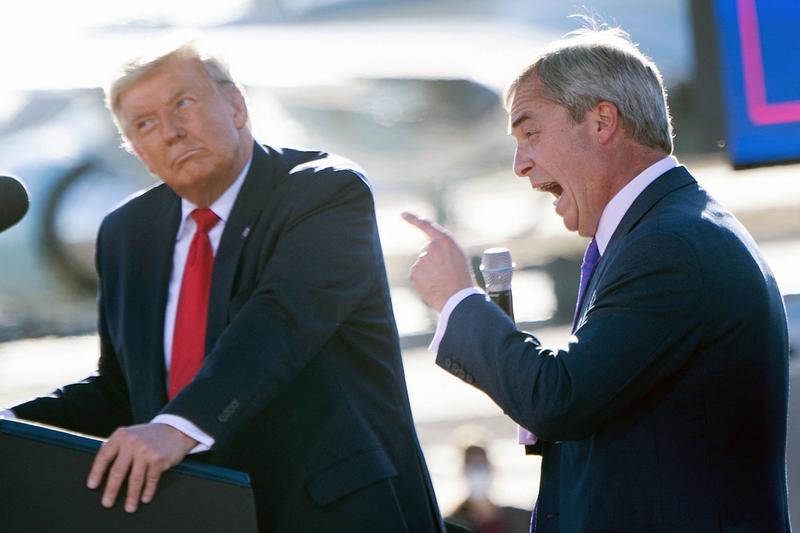 Donald Trump, alături de Nigel Farage 