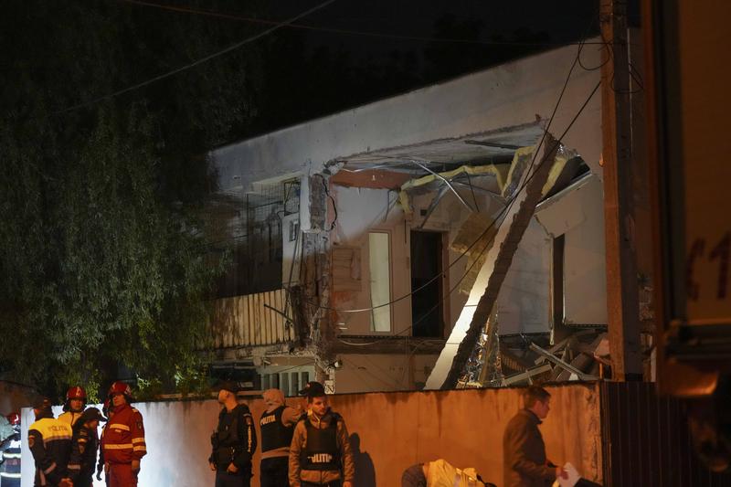 Explozie la un bloc din Craiova