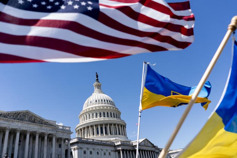 Congresul american a votat, după luni de blocaj, ajutorul militar pentru Ucraina