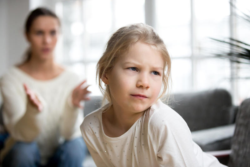 O relație bună între părinți și copii, în care există o conexiune puternică, poate face ca situațiile în care copilul nu este respectuos să fie mai rare