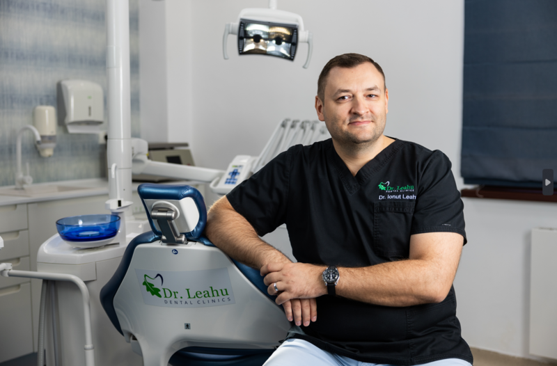 Dr. Ionuț Leahu este fondatorul Clinicilor Dentare Dr. Leahu, parte din Rețeaua de Sănătate Regina Maria