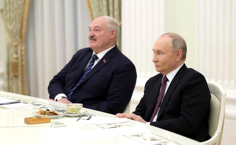 Aleksandr Lukașenko, alături de aliatul său, Vladimir Putin