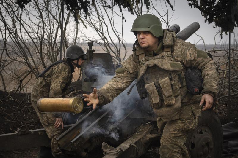 Situație dificilă pe frontul din estul Ucrainei