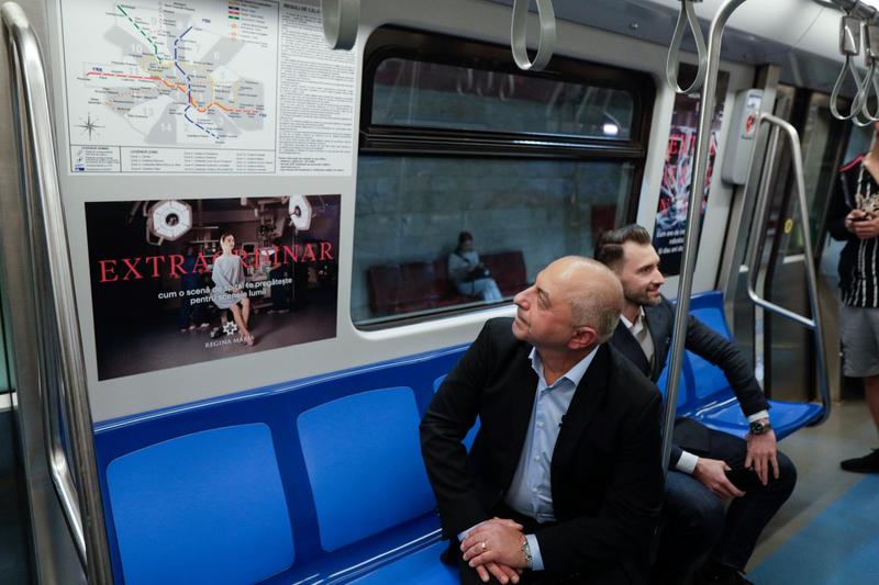 Catalin Cîrstoiu, candidatul PSD-PNL la Primaria Capitalei, merge cu metroul