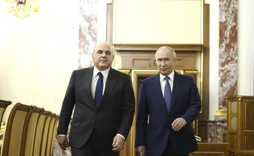 Mihail Mișustin și Vladimir Putin