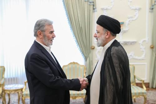 Liderul Hamas, Ismail Haniyeh și președintele irania Ebrahim Raisi