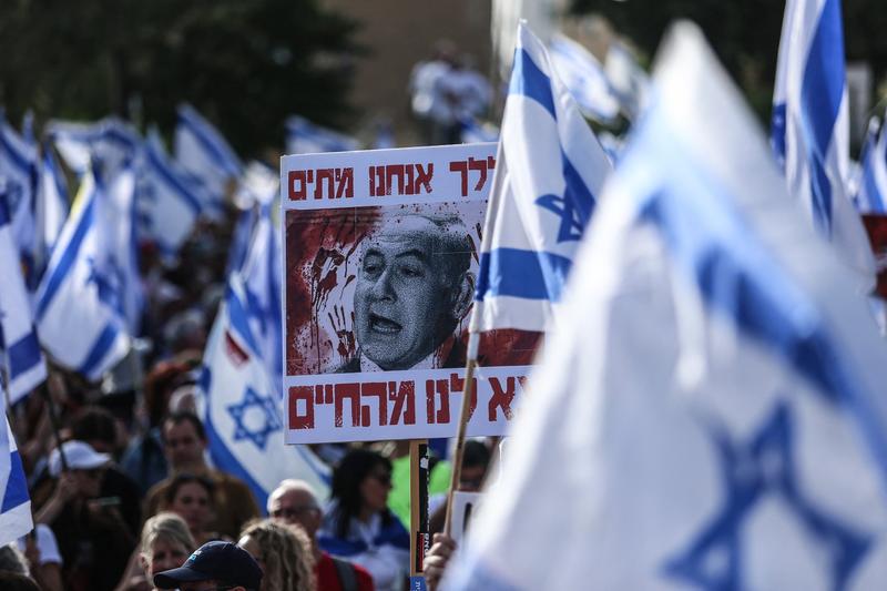Protestatarii israelieni cer demisia premierului Benjamin Netanyahu, 20 mai 2024.