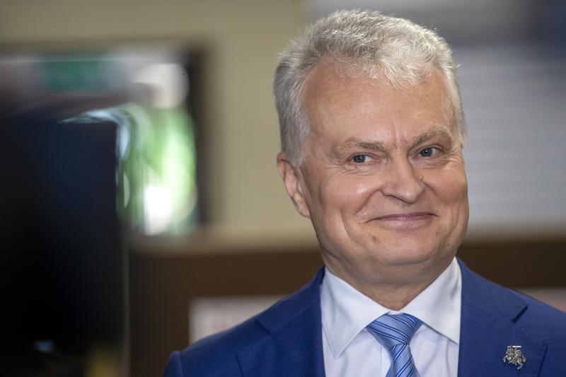 Gitanas Nauseda obtine un nou mandat de presedinte al Lituaniei