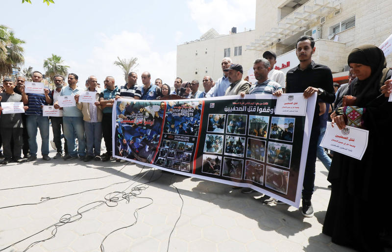 Jurnalisti palestinieni la un protest de Ziua Mondiala a Libertatii Presei