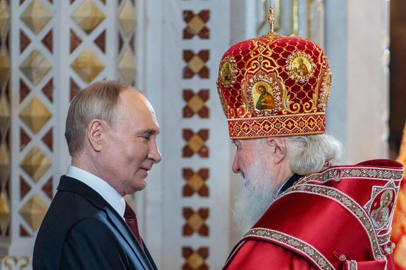 Vladimir Putin, alături de Patriarhul Lirill 