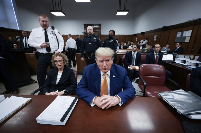 Fostul președinte american Donald Trump participă la procesul său în dosarul Stormy Daniels, la Tribunalul Penal din Manhattan, New York, pe data 7 mai 2024.