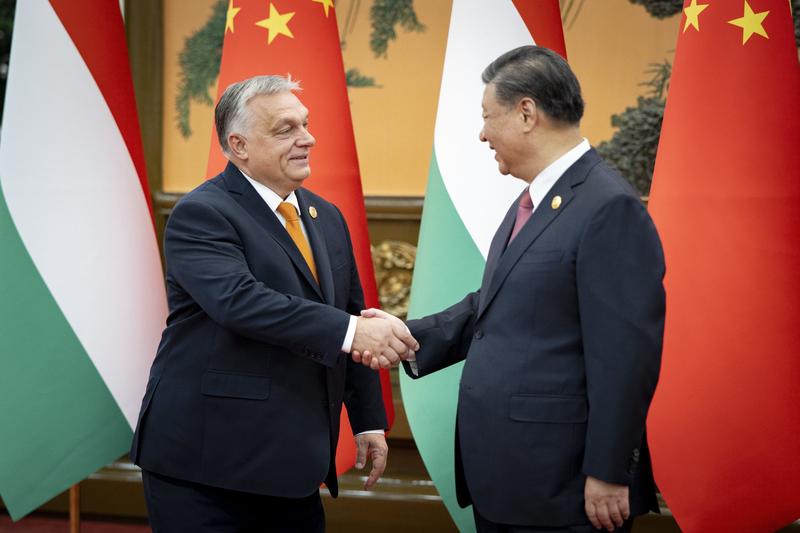 Viktor Orban și Xi Jinping